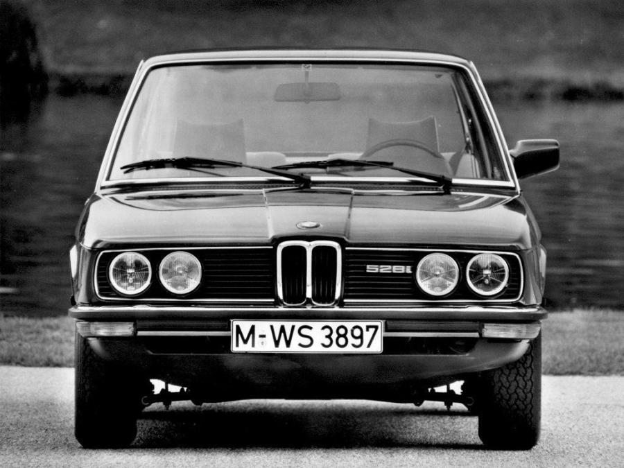  BMW 528i Sedan 1977 года  (фото 9 из 10)